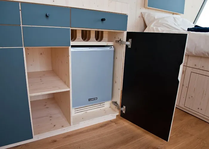 Sleep Space 2 - Tiny Spot Dolmar